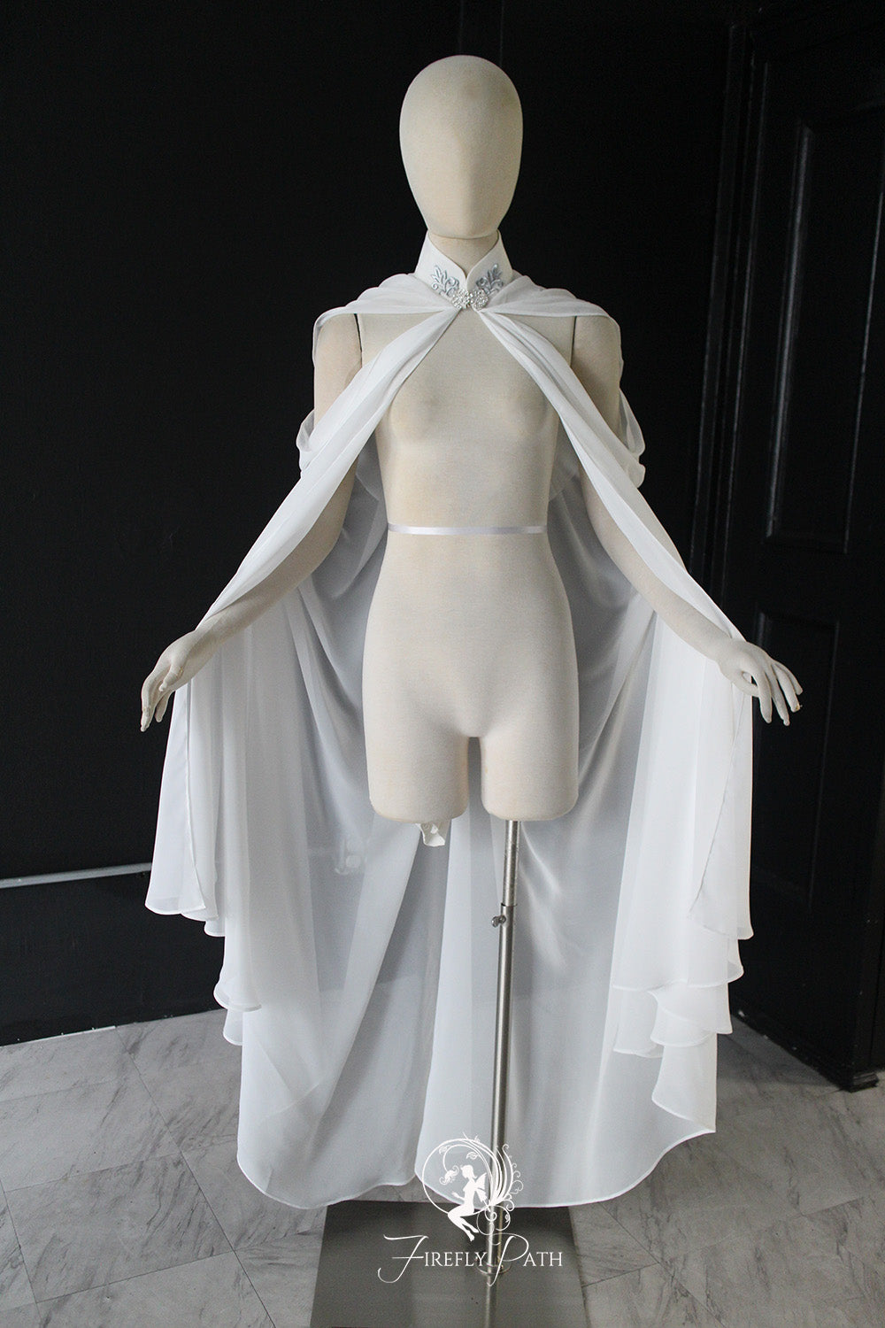 Elven Cape with Hood – Firefly Path