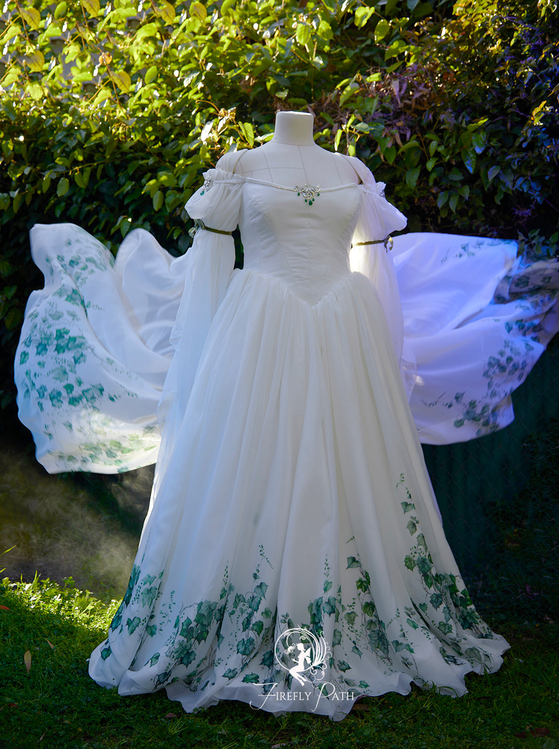 medieval bridal gown | AlternaBrides