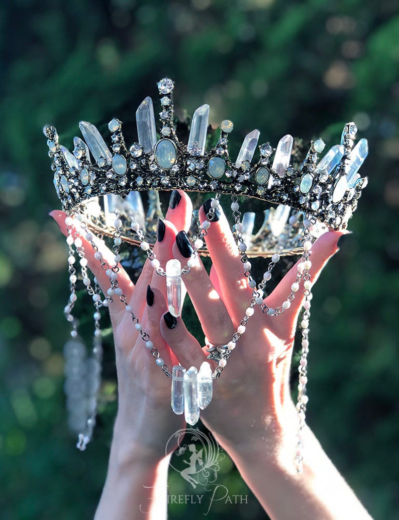 Tutorial: Crystal Crown makeover from a crown from Amazon.com